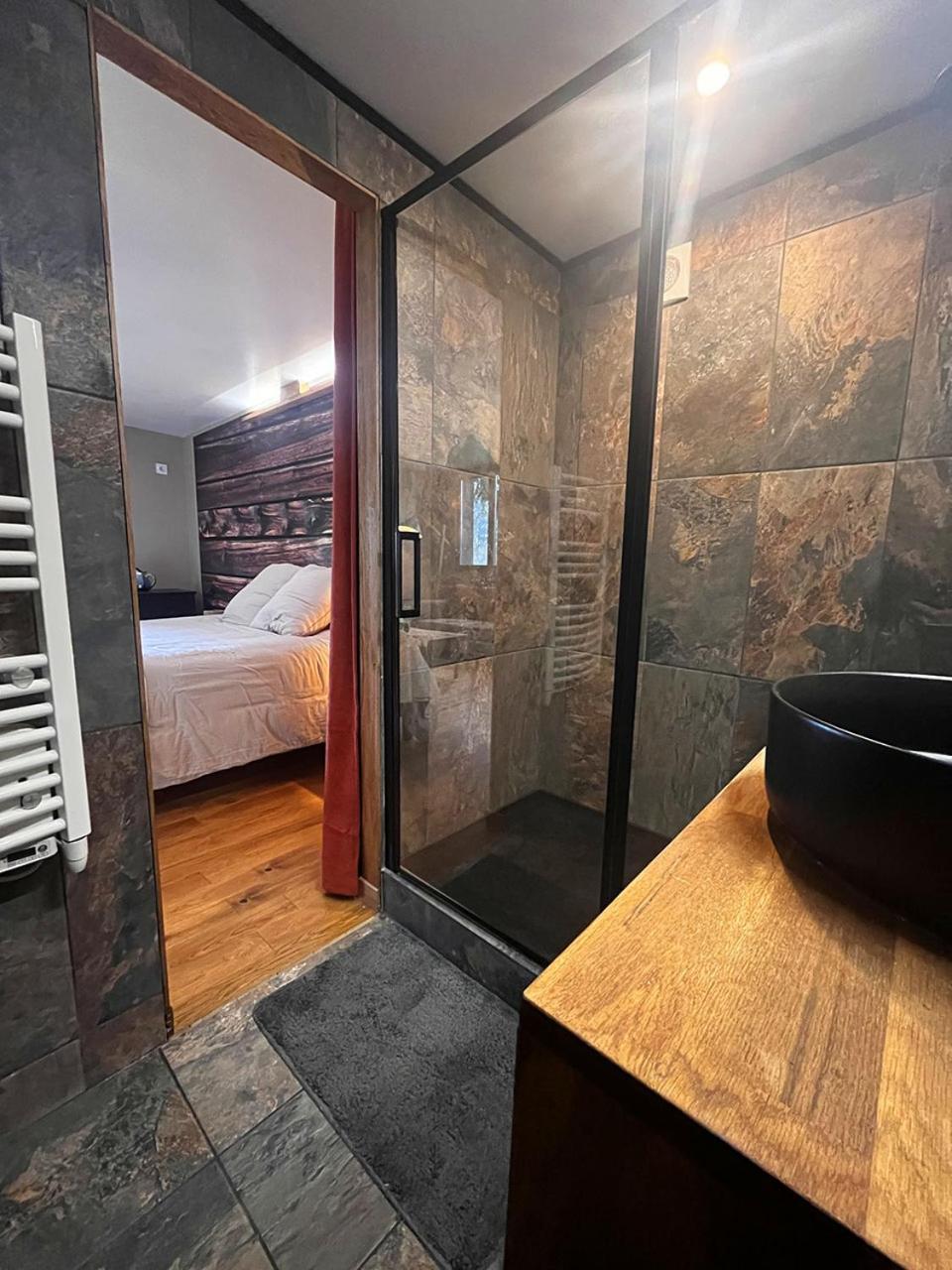 Le Bout Du Chemin Guest House Treize-Vents ภายนอก รูปภาพ